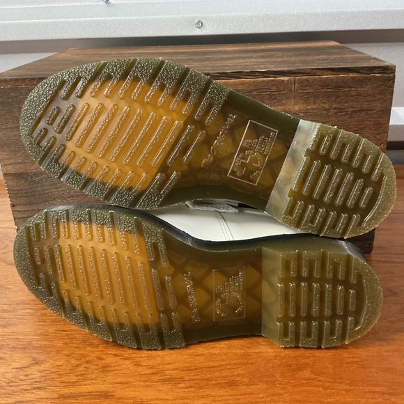 Dr. Martens Women Adrian YS Ivory Leather Tassel Kiltie Loafer Size 6 - Picture 7 of 8